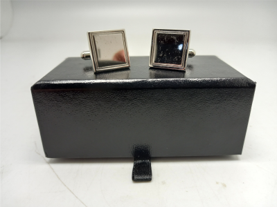 square-cufflinks-2